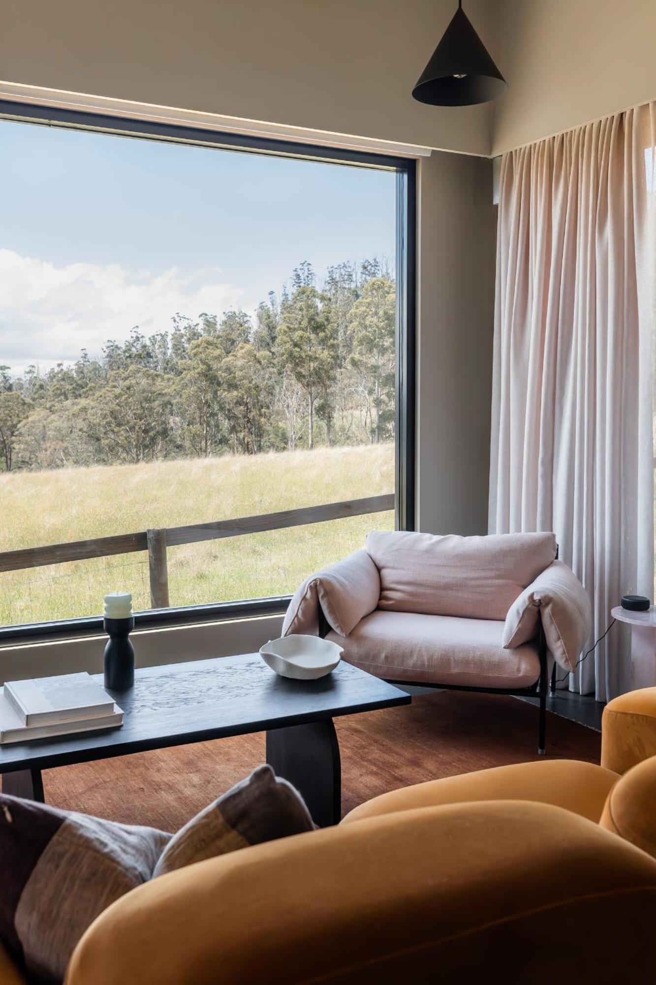 Wherewithal Luxury Suites Carlton Екстериор снимка